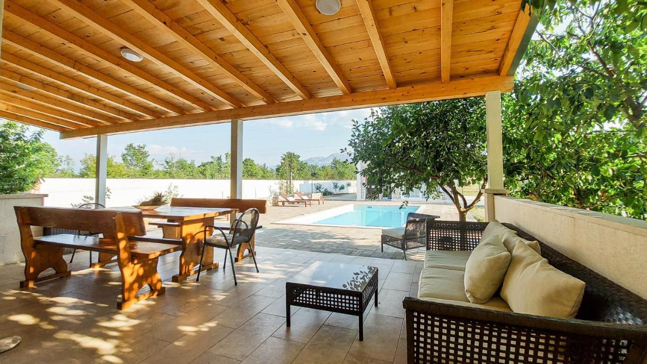 Villa Legacy Krusvar Eksteriør billede