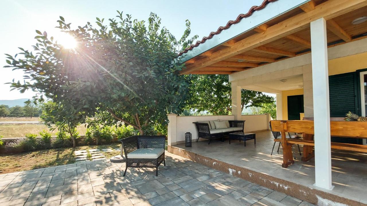 Villa Legacy Krusvar Eksteriør billede